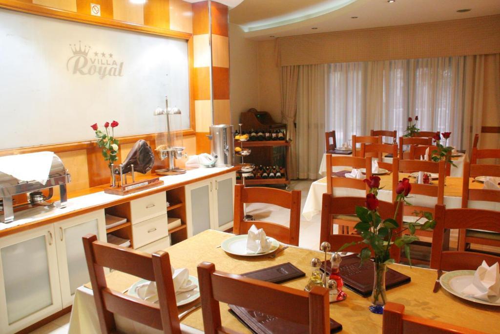 Hotel Villa Royal Teodo Esterno foto